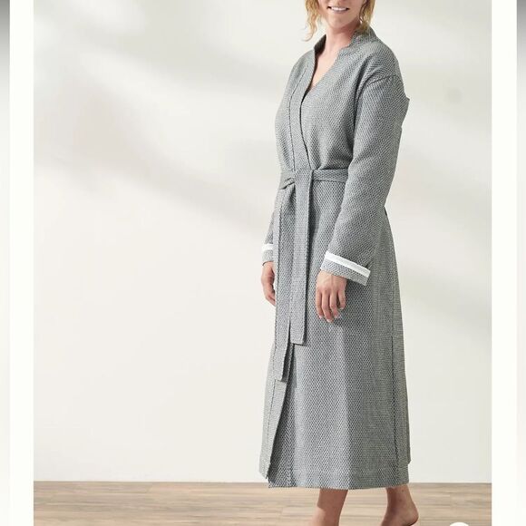 Coyuchi by Anthropology Other - Coyuchi by Anthropology Organic Unisex Gray Shawl Collar Robe with Self-Tie Belt